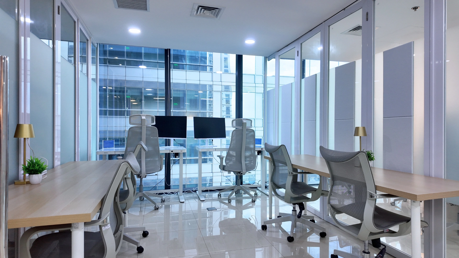 Coworking spaces​ BGC